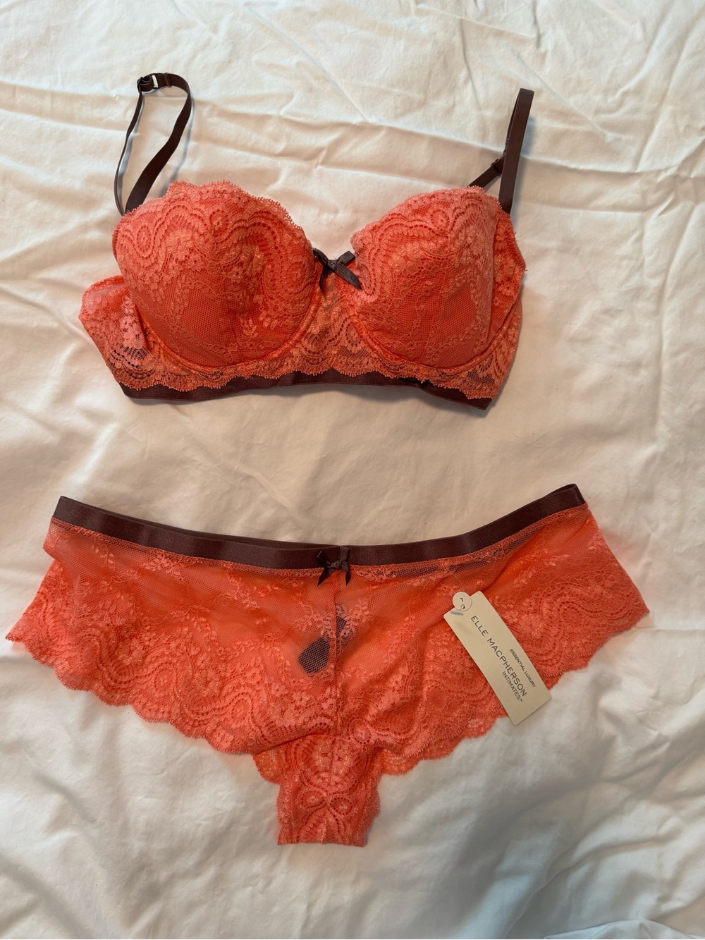Elle McPherson Women's Coral Lace Bra & Brief Set - Elegant Lace Intimates 36B/L